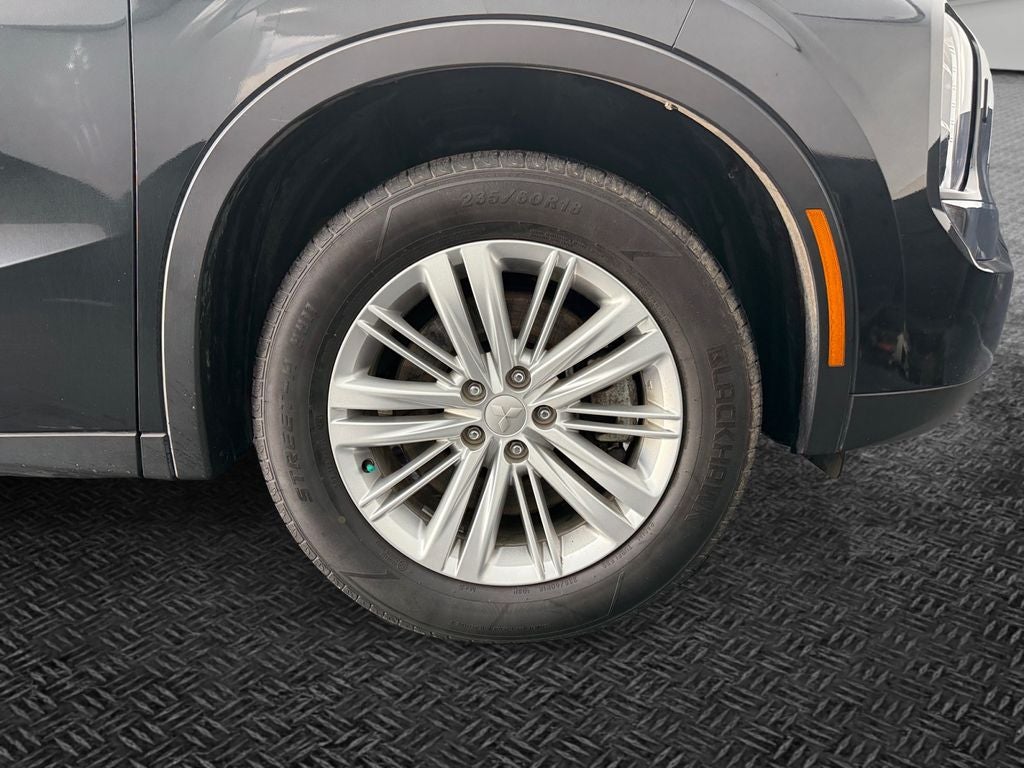 2023 Mitsubishi Outlander ES