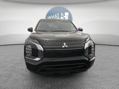 2023 Mitsubishi Outlander ES