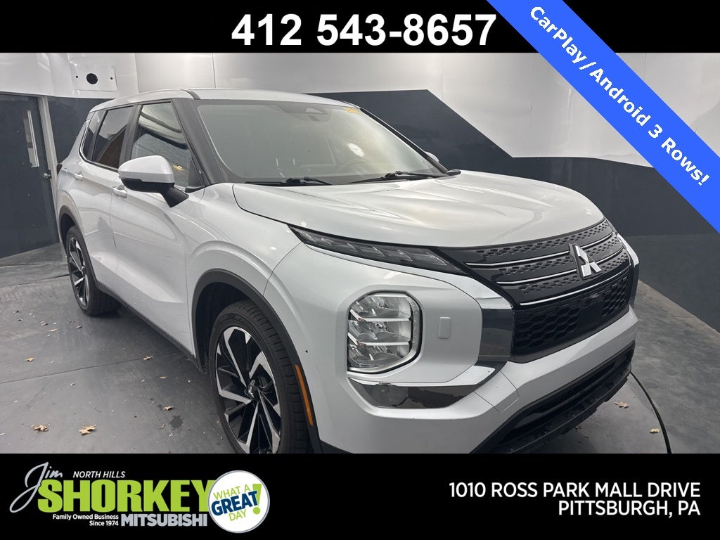 2022 Mitsubishi Outlander ES