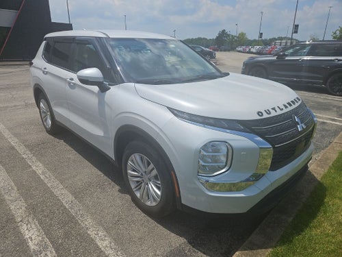 2023 Mitsubishi Outlander ES