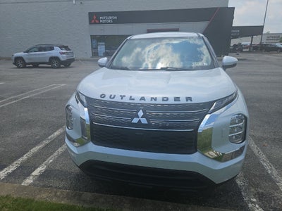 2023 Mitsubishi Outlander ES