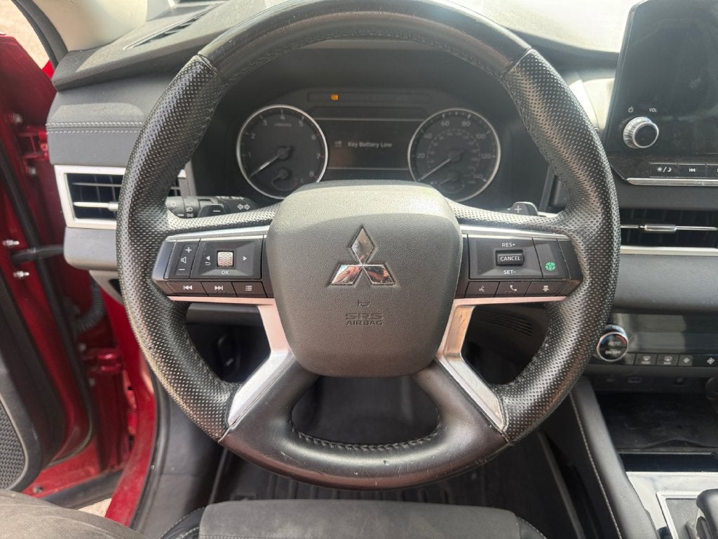 2022 Mitsubishi Outlander SE