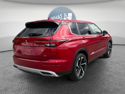 2022 Mitsubishi Outlander SE
