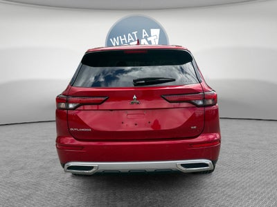 2022 Mitsubishi Outlander SE
