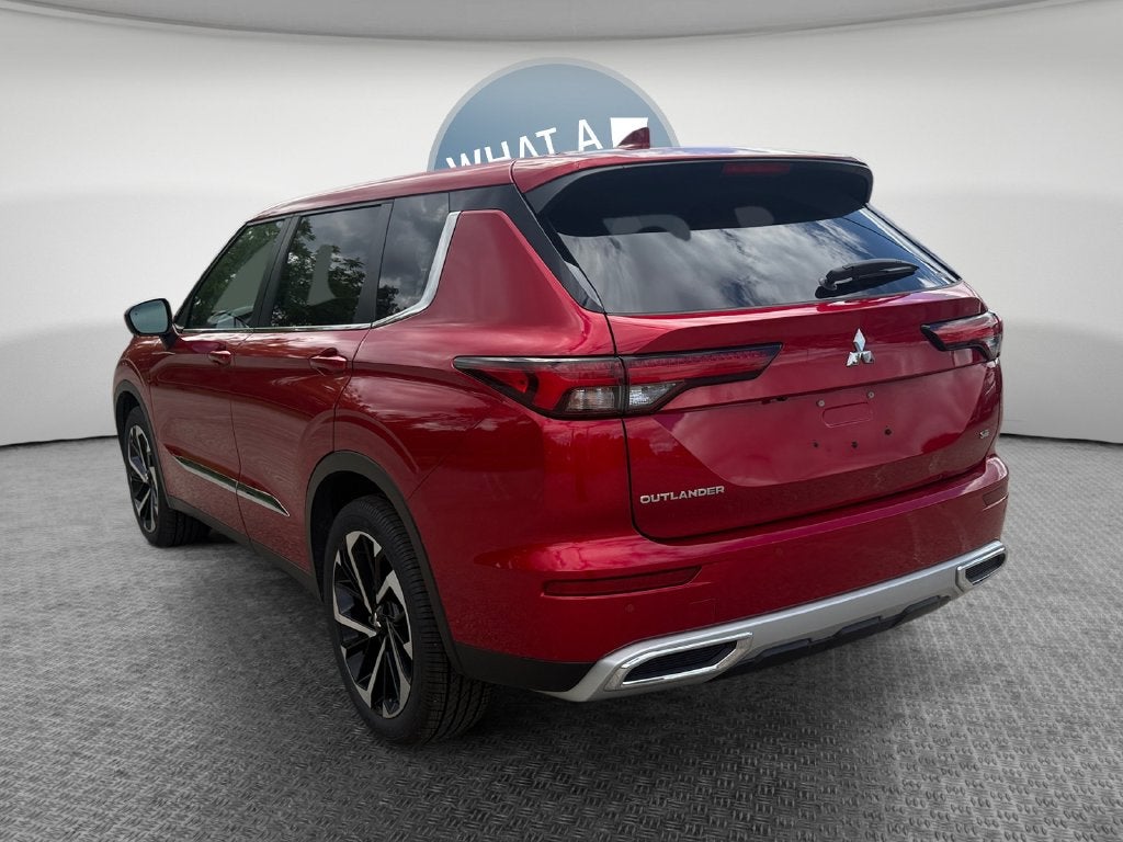 2022 Mitsubishi Outlander SE