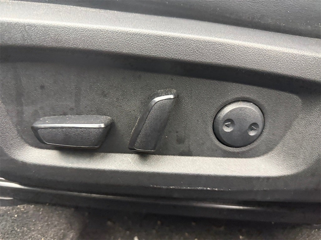 2022 Mitsubishi Outlander Black Edition