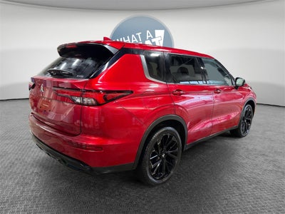 2022 Mitsubishi Outlander Black Edition