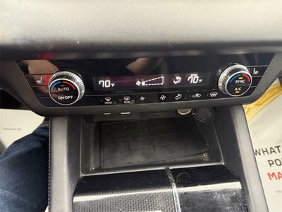 2022 Mitsubishi Outlander Black Edition