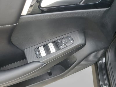 2022 Mitsubishi Outlander Base