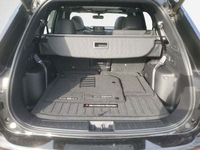 2022 Mitsubishi Outlander Base
