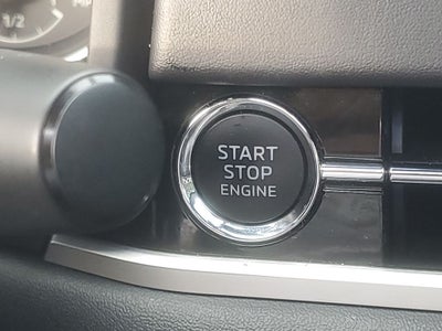 2022 Mitsubishi Outlander Base