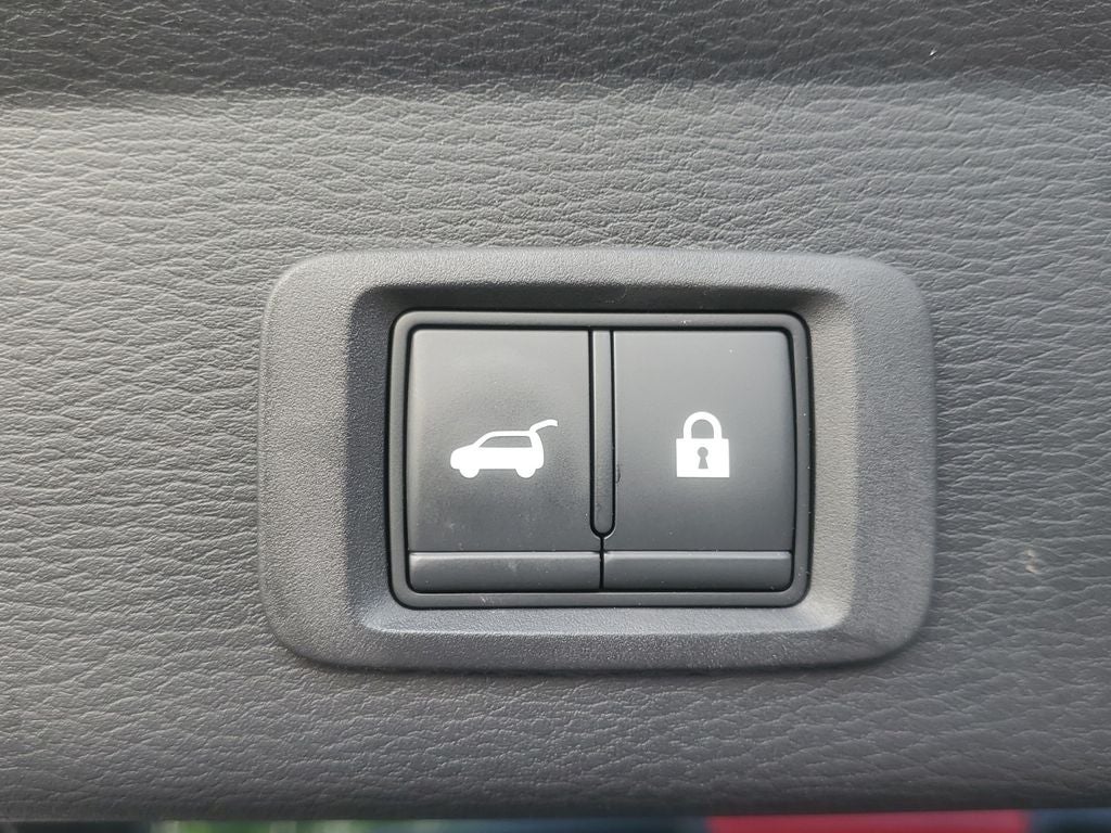 2022 Mitsubishi Outlander Base