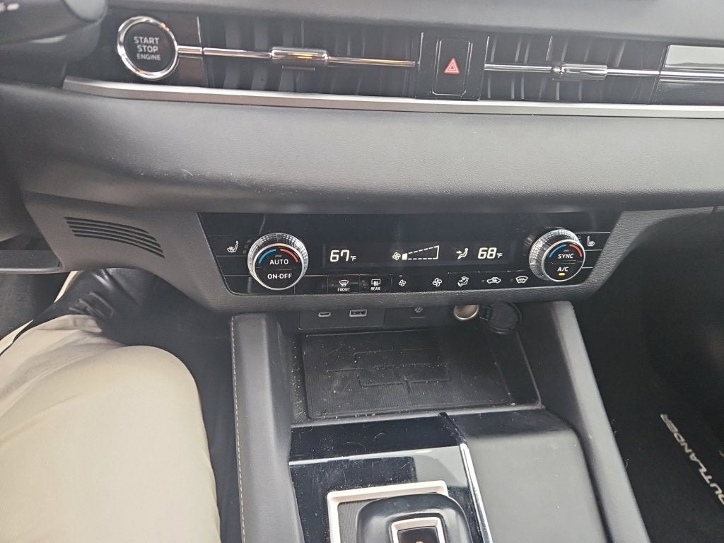 2022 Mitsubishi Outlander SE