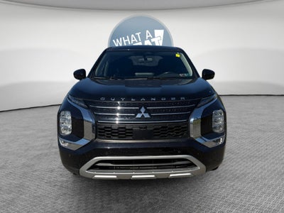 2022 Mitsubishi Outlander SE