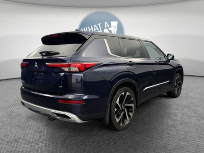 2022 Mitsubishi Outlander SE