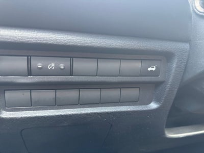 2022 Mitsubishi Outlander Base