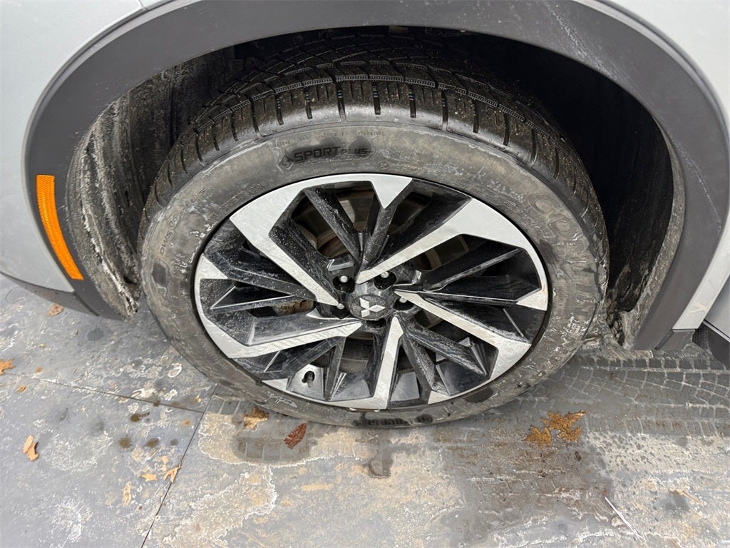 2022 Mitsubishi Outlander SE