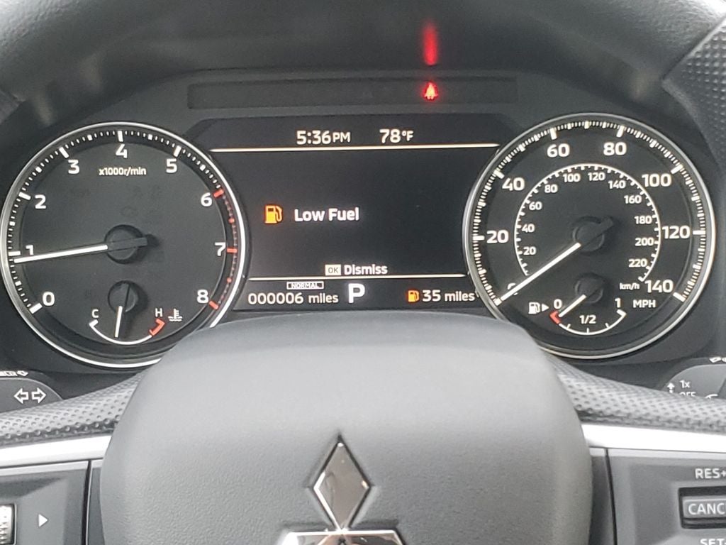2026 Mitsubishi Outlander ES