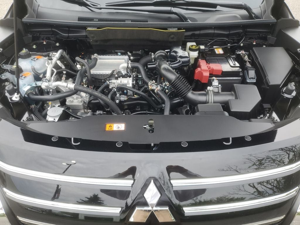 2026 Mitsubishi Outlander ES