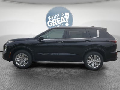 2026 Mitsubishi Outlander ES