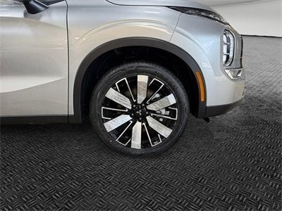 2026 Mitsubishi Outlander ES