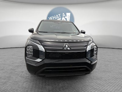 2026 Mitsubishi Outlander ES