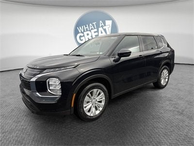 2026 Mitsubishi Outlander ES