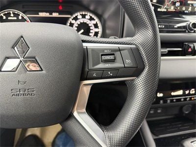 2026 Mitsubishi Outlander ES