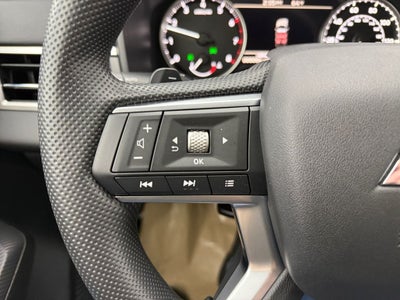 2026 Mitsubishi Outlander ES