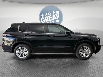 2026 Mitsubishi Outlander ES