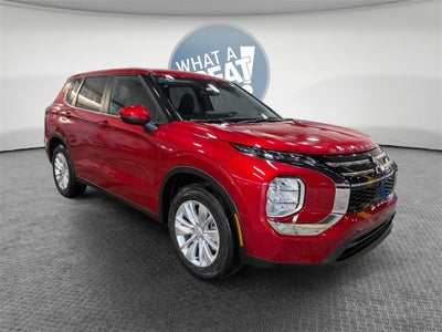 2026 Mitsubishi Outlander ES