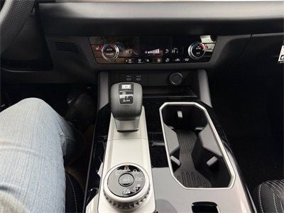 2026 Mitsubishi Outlander ES