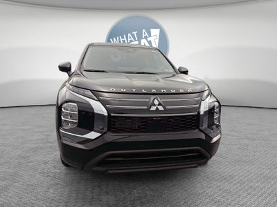2026 Mitsubishi Outlander ES