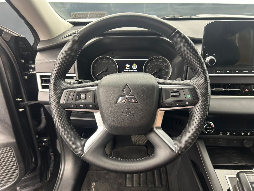 2024 Mitsubishi Outlander SE