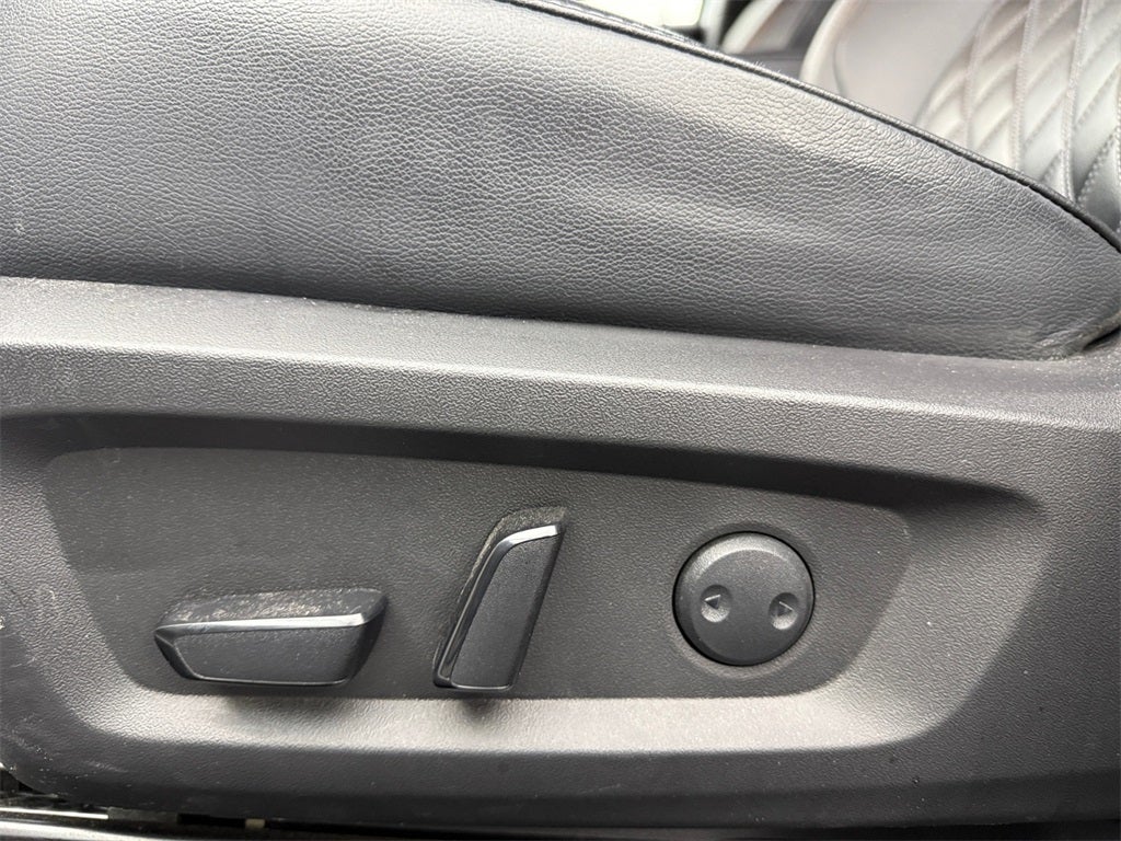 2023 Mitsubishi Outlander SEL Black Edition