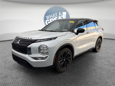 2023 Mitsubishi Outlander SEL Black Edition