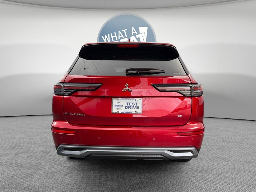 2025 Mitsubishi Outlander SE