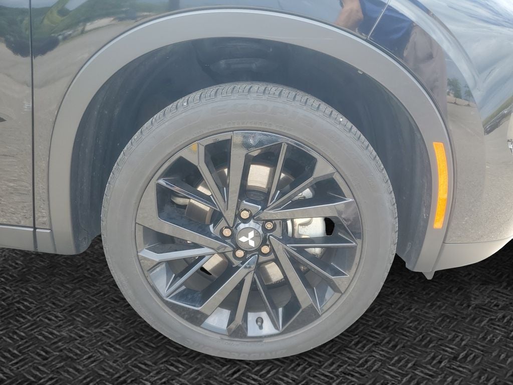 2024 Mitsubishi Outlander SE Black Edition