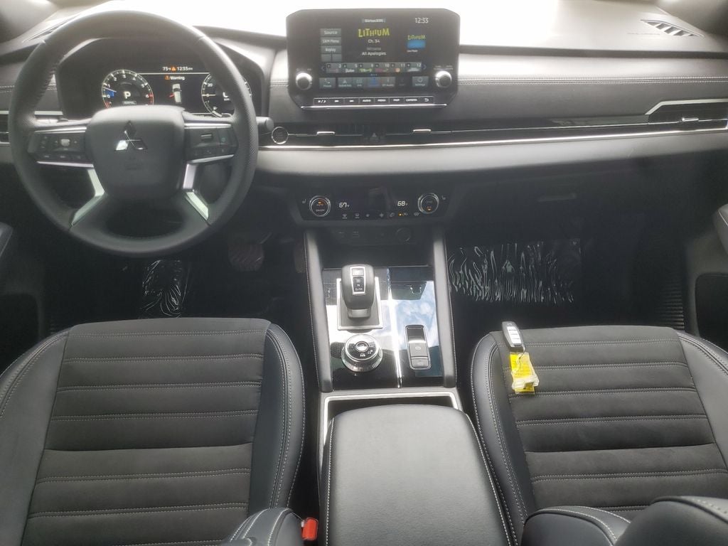 2024 Mitsubishi Outlander SE Black Edition