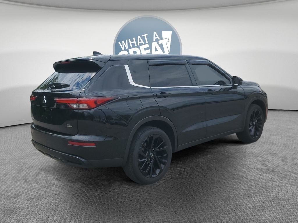 2024 Mitsubishi Outlander SE Black Edition