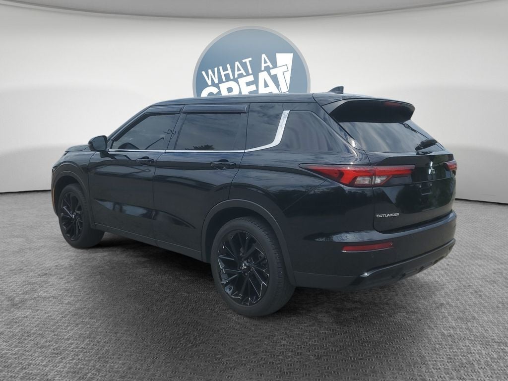 2024 Mitsubishi Outlander SE Black Edition