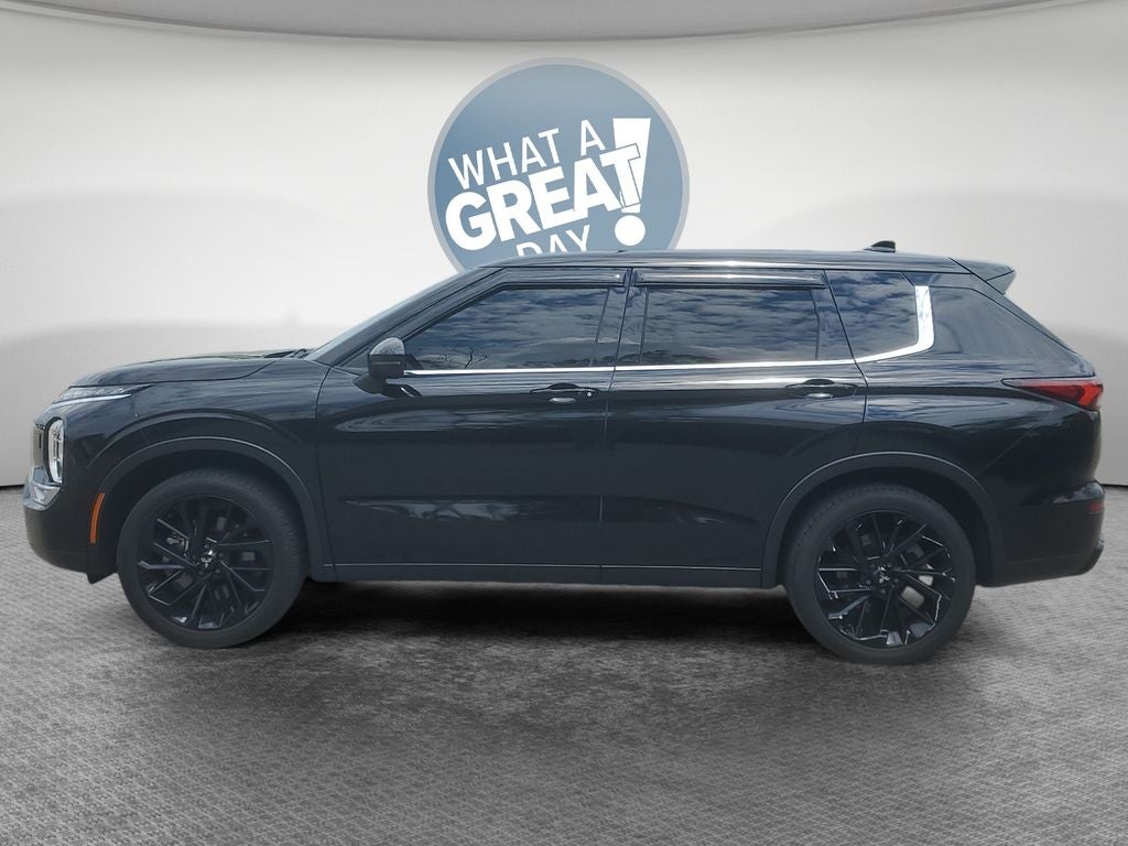 2024 Mitsubishi Outlander SE Black Edition