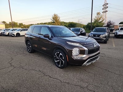 2022 Mitsubishi Outlander SEL