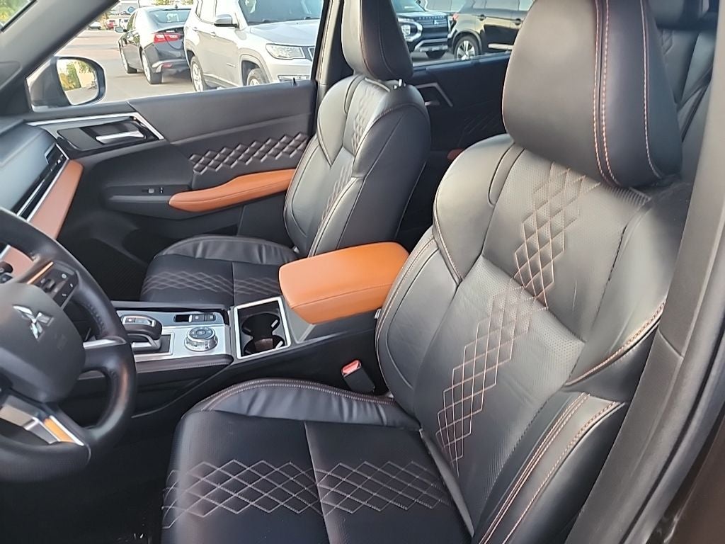 2022 Mitsubishi Outlander SEL