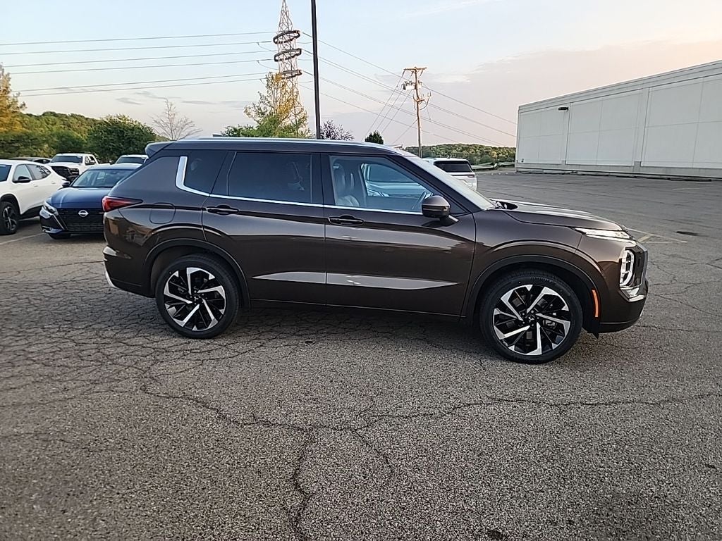 2022 Mitsubishi Outlander SEL