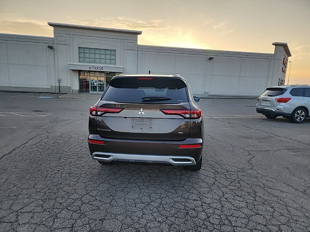 2022 Mitsubishi Outlander SEL