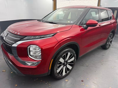 2025 Mitsubishi Outlander SE