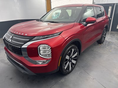 2025 Mitsubishi Outlander SE