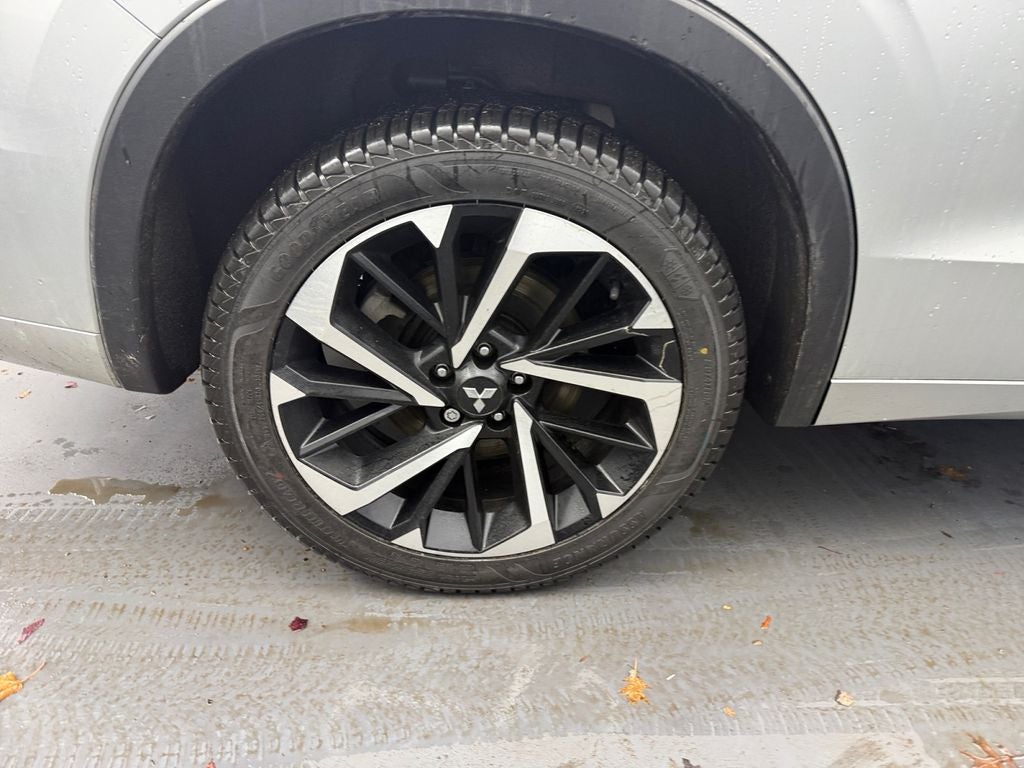 2022 Mitsubishi Outlander SEL