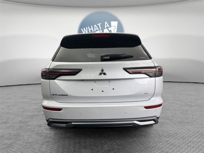 2025 Mitsubishi Outlander SE